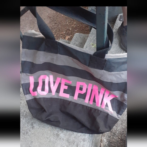 PINK Tote and Lunch Bag Bundle - Picture 5 of 12